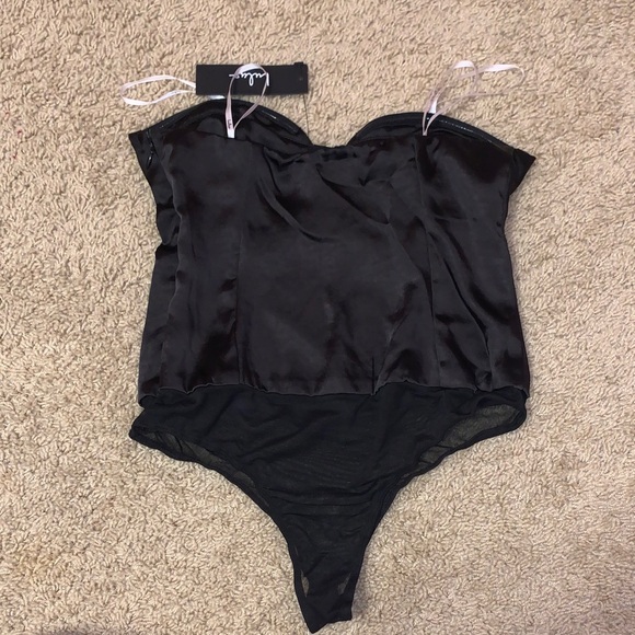 NWT Lulu’s Sultry Sweetie Black Strapless Satin Bustier Bodysuit Size Small - Picture 9 of 14
